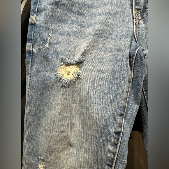 NWT Special A Distressed Skinny Jeans Size 1 - Picture 3 of 9